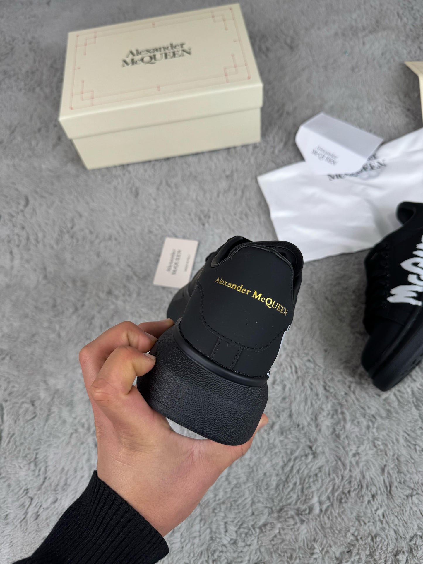 Alexander Mcqueen Negras