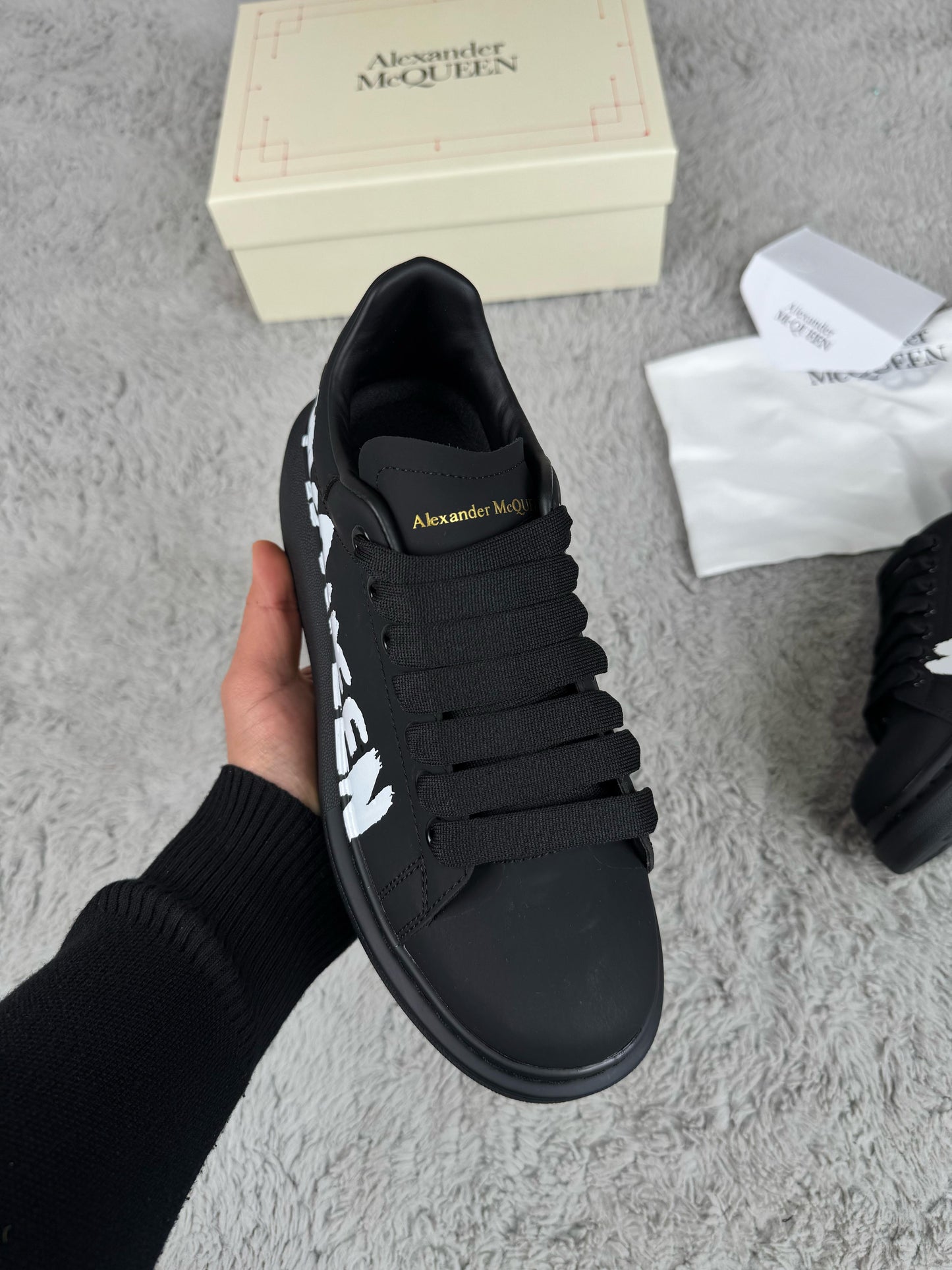 Alexander Mcqueen Negras