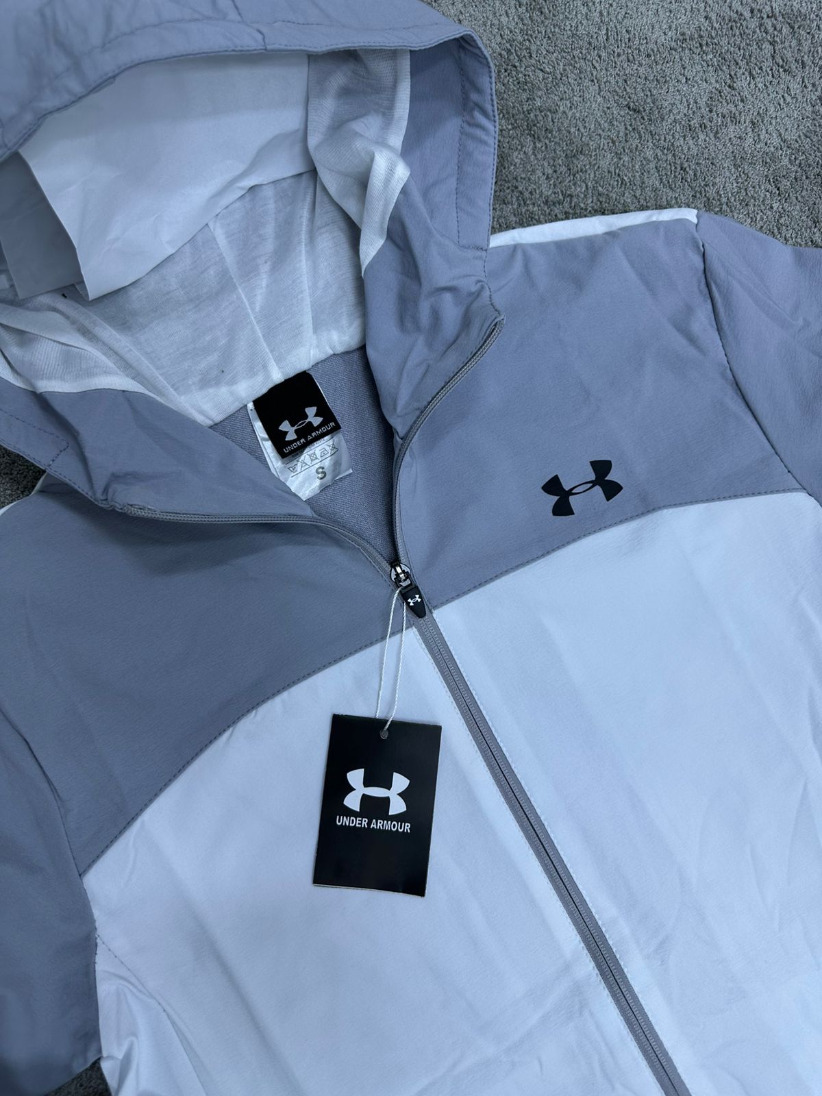Chandal Under Armour Blanco y Gris