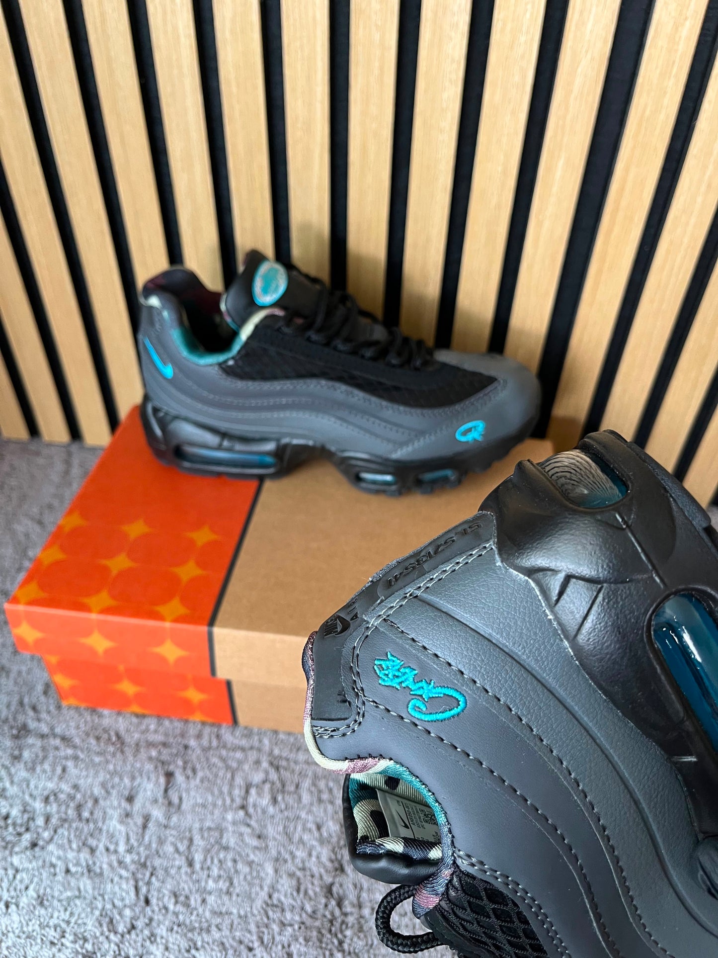 Air Max 95 x Corteiz Azules