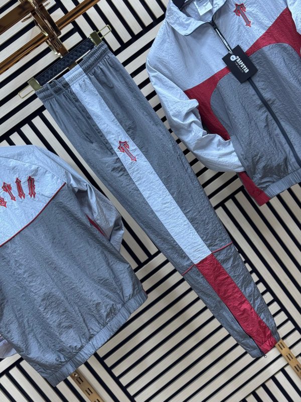 Chandal TrapStar Blanco y Gris