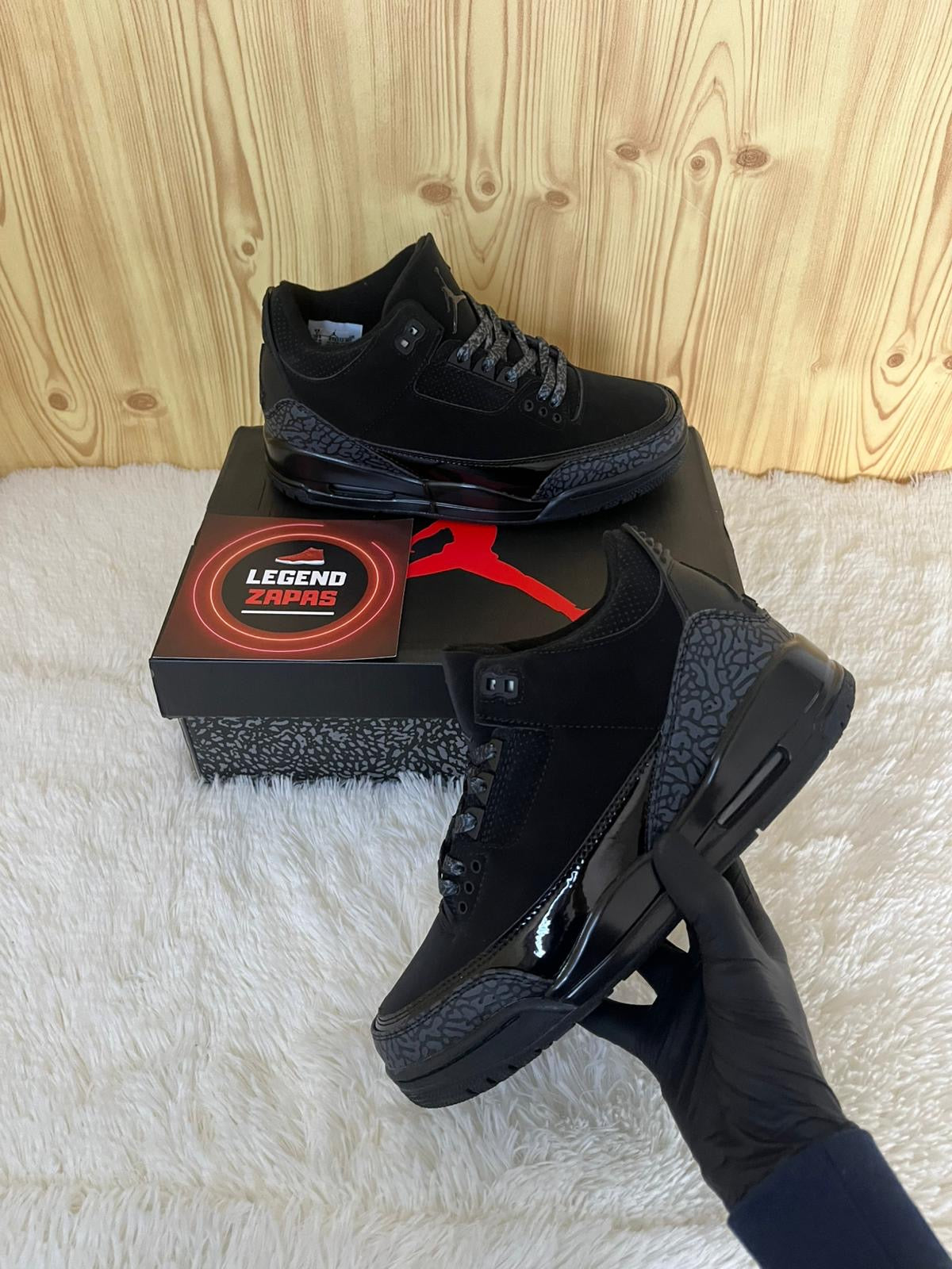 Jordan 3 Black Cat