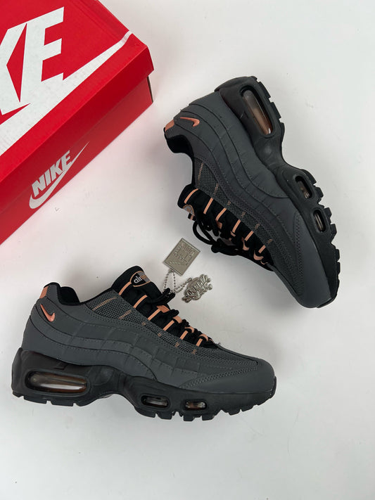 Air Max 95 x Syna