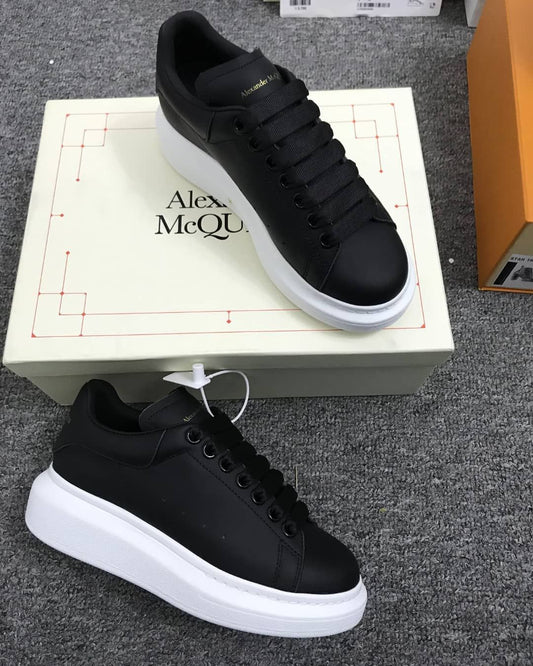 Alexander Mcqueen Negras Suela Blanca