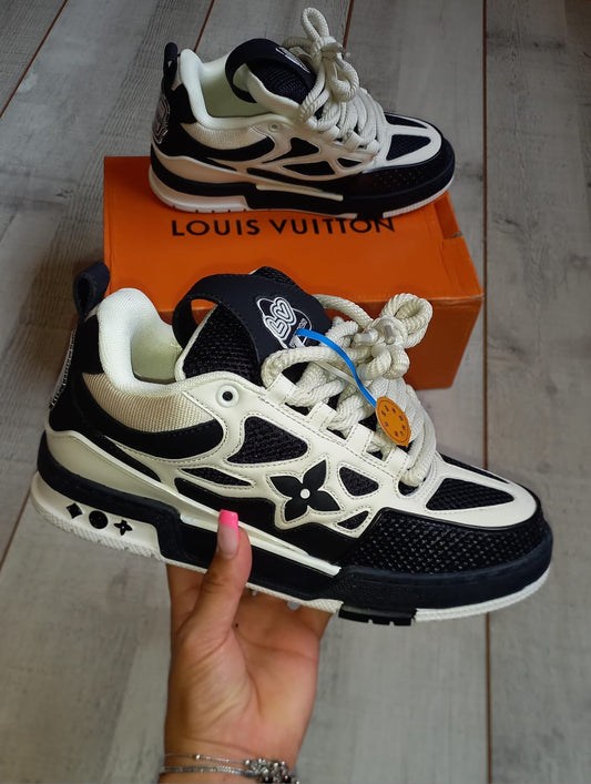 Louis Vuitton Skate Blancas y Negras