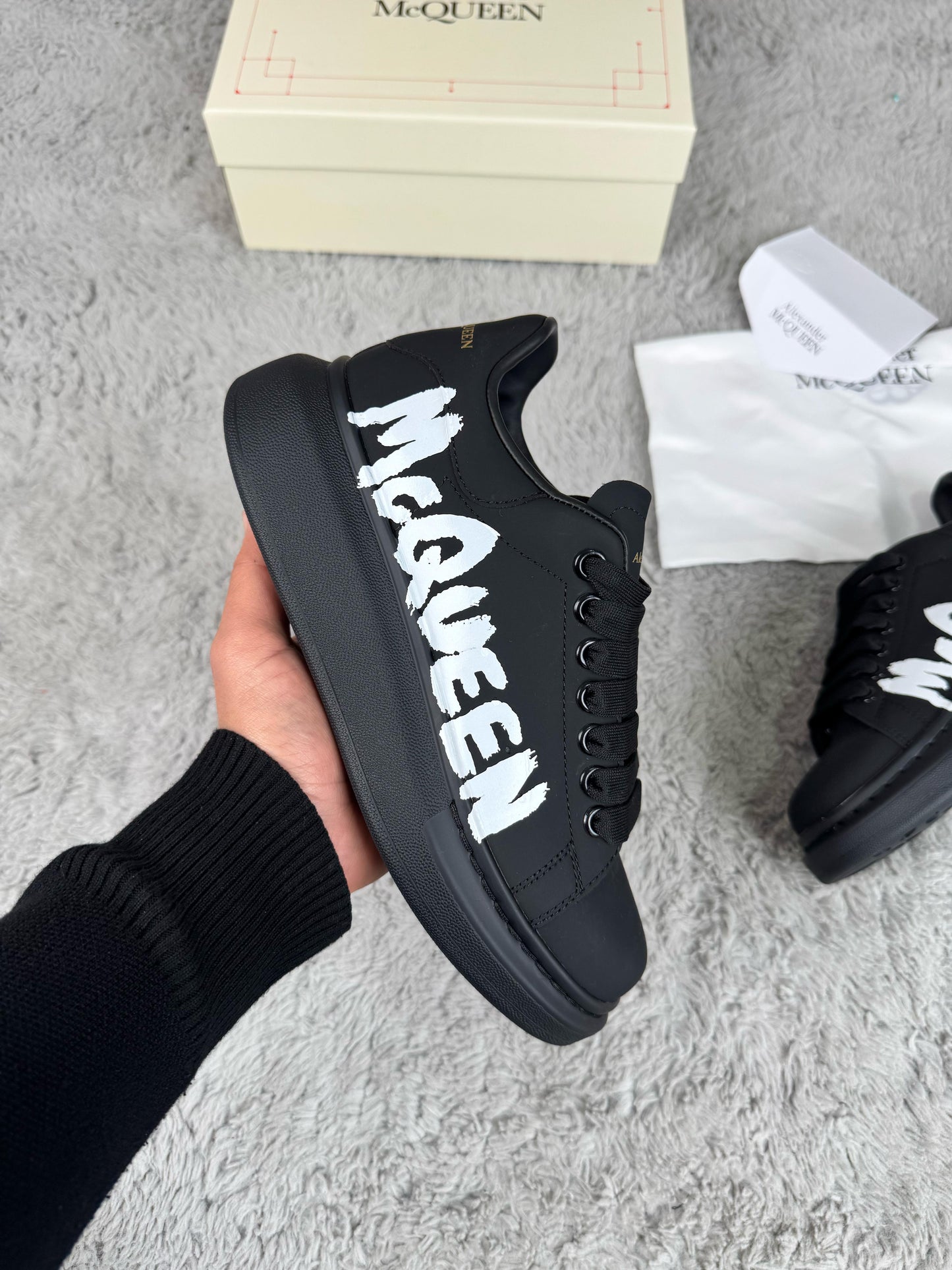 Alexander Mcqueen Negras