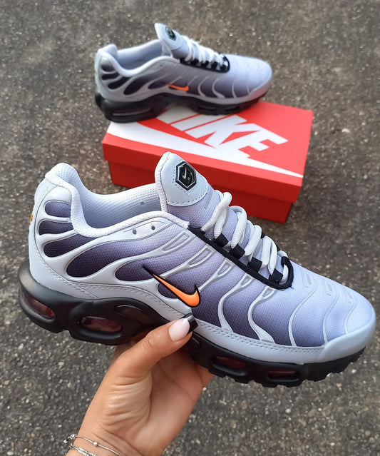 Nike TN Air Blanco y Naranja