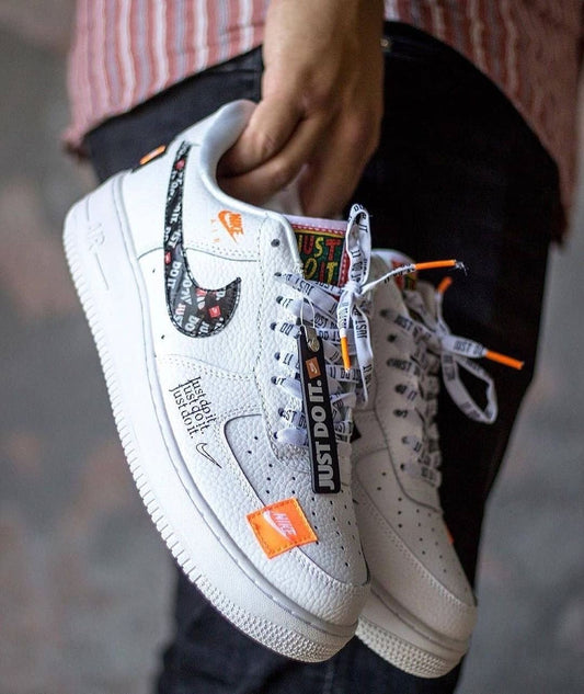 NIKE AIR FORCE 1 WHITE «JUST DO IT»